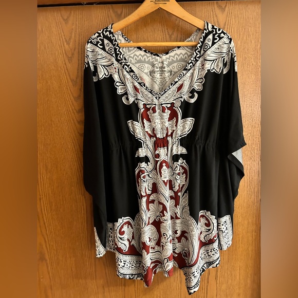 Summer's most-wanted layer: this lovely caftan tunic comfy and relaxing - Picture 7 of 9